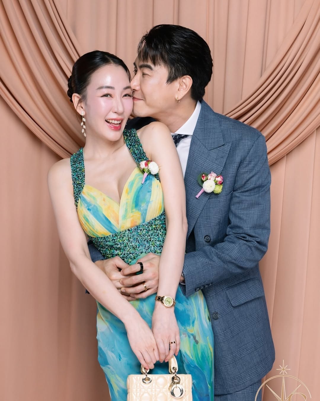 F01 Faviana Water Color Prom Dress (S-M)