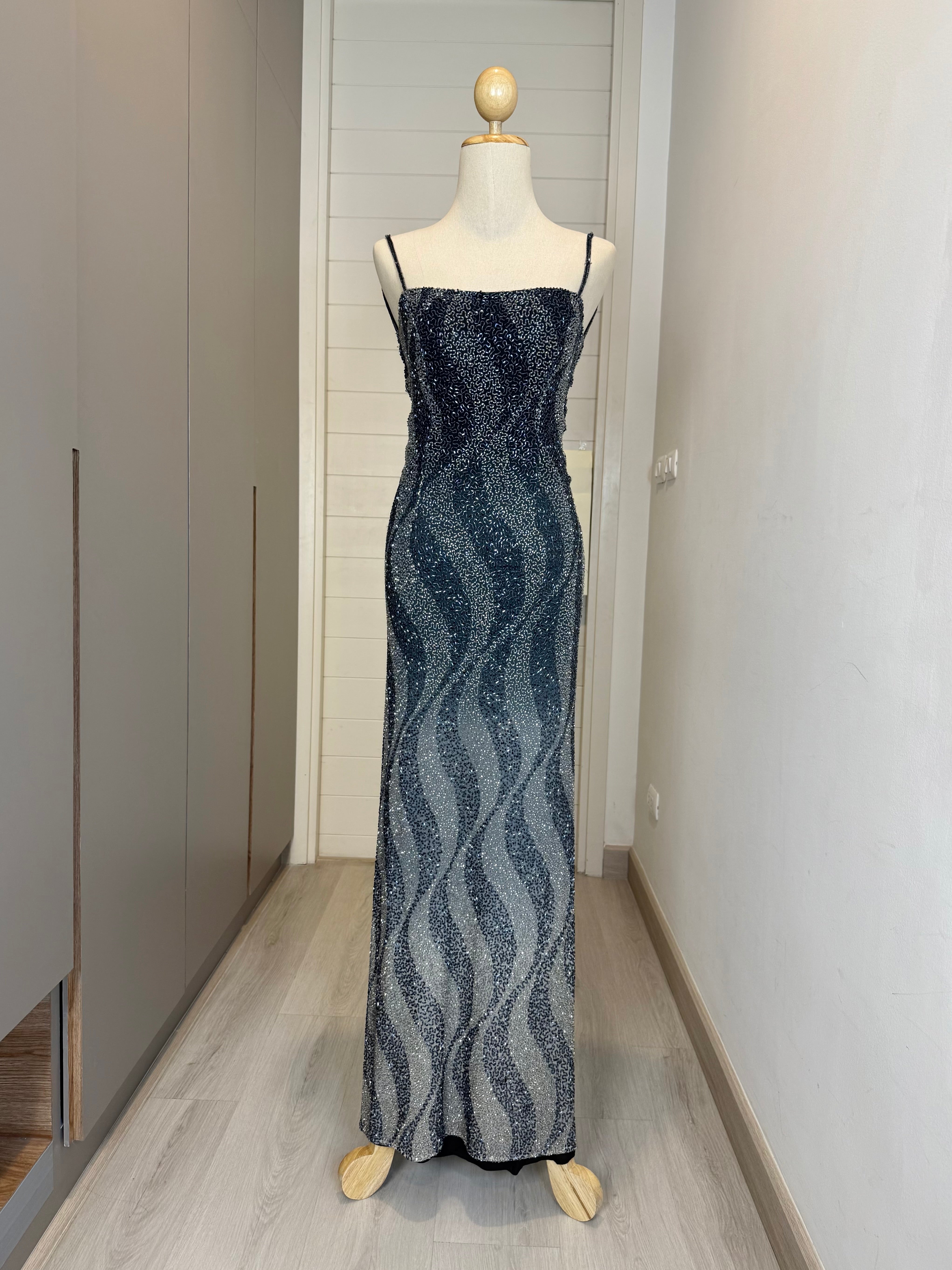 V250 Vintage Midnight Wave Beaded Gown (XS-S)