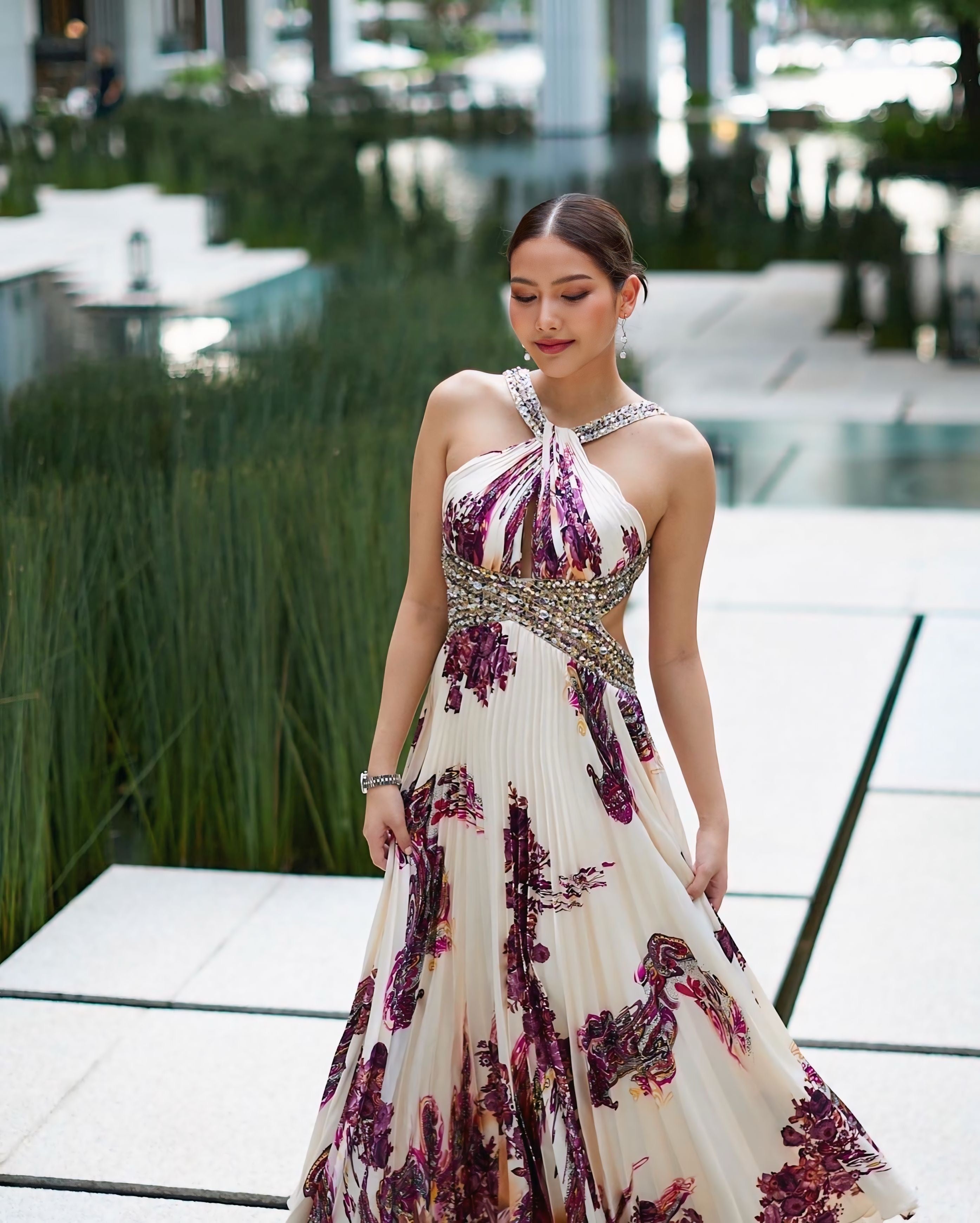 D20 Dave & Johnny Purple Floral Gown (M-L)