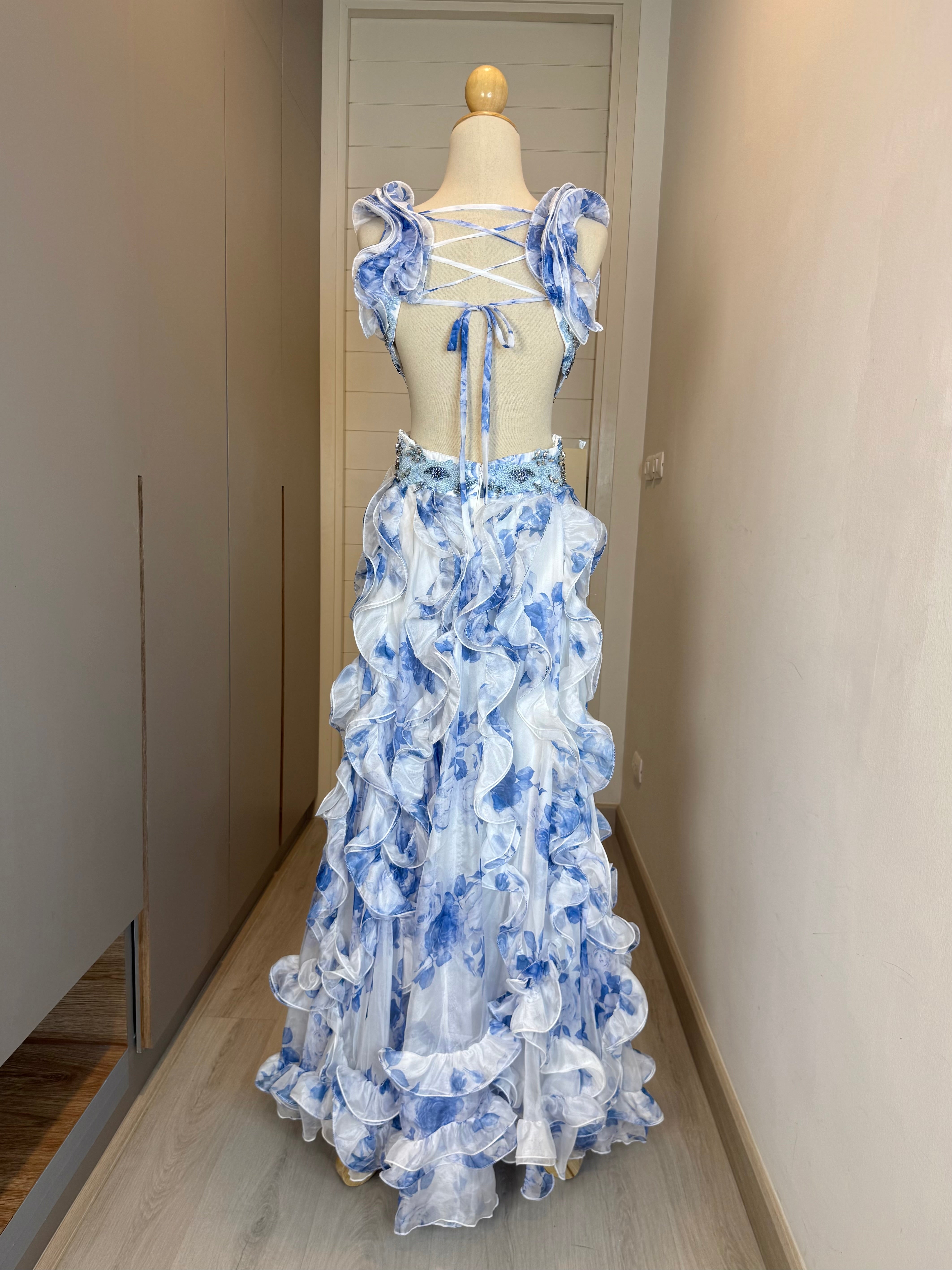 V242 Vintage-Style Mac Duggal Blue Ruffle Gown (XS–S) *ตัดความยาวพิเศษสำหรับสาว Petite*