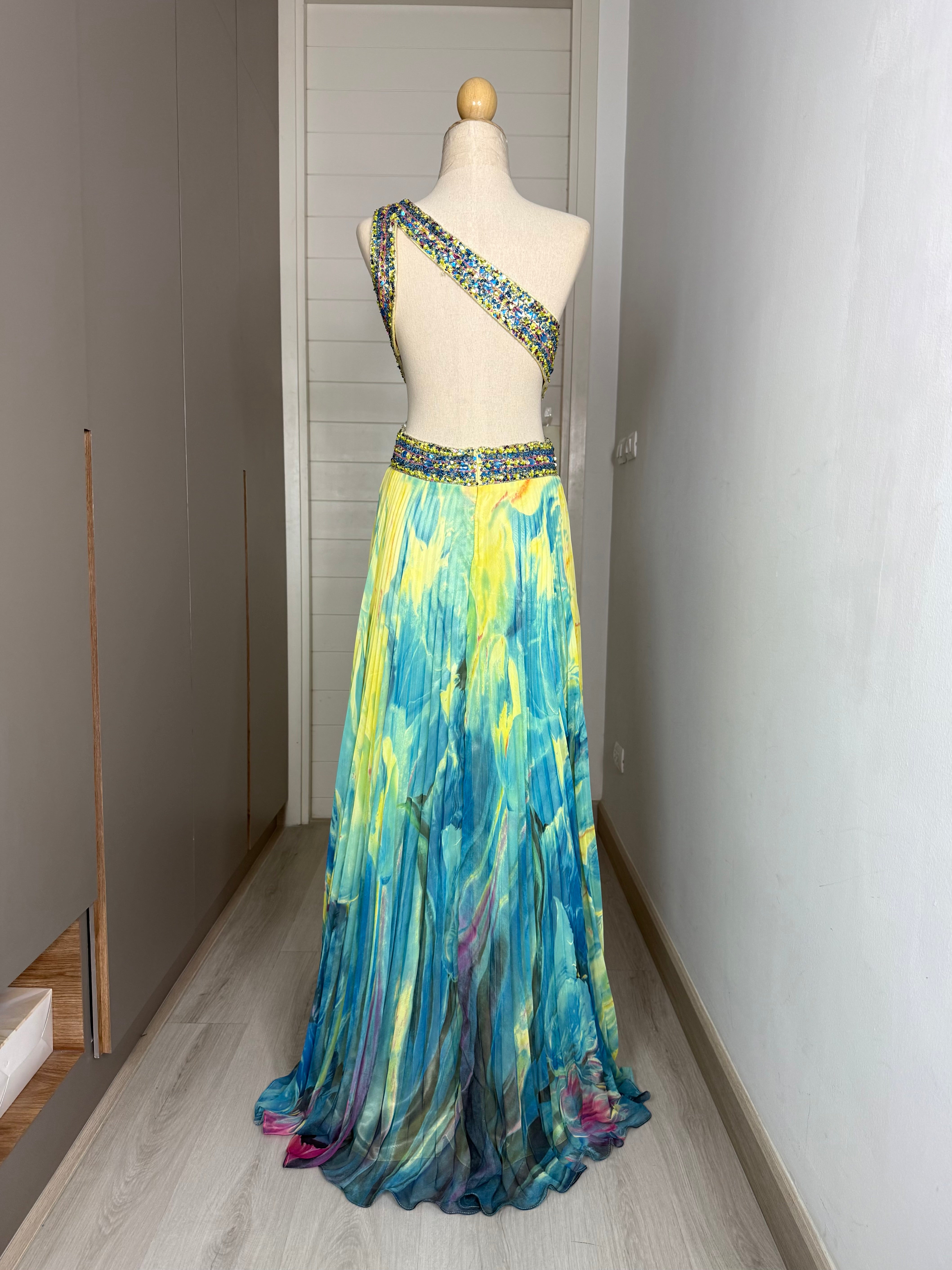 V114 Vintage Ocean Flame One-Shoulder Gown (S-M)