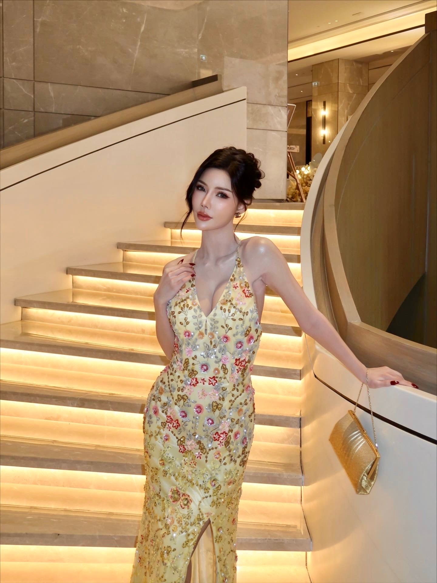V157 Primavera Yellow Bloom Gown (XS-M) (อก 30 อาจต้องเก็บสายขึ้น)