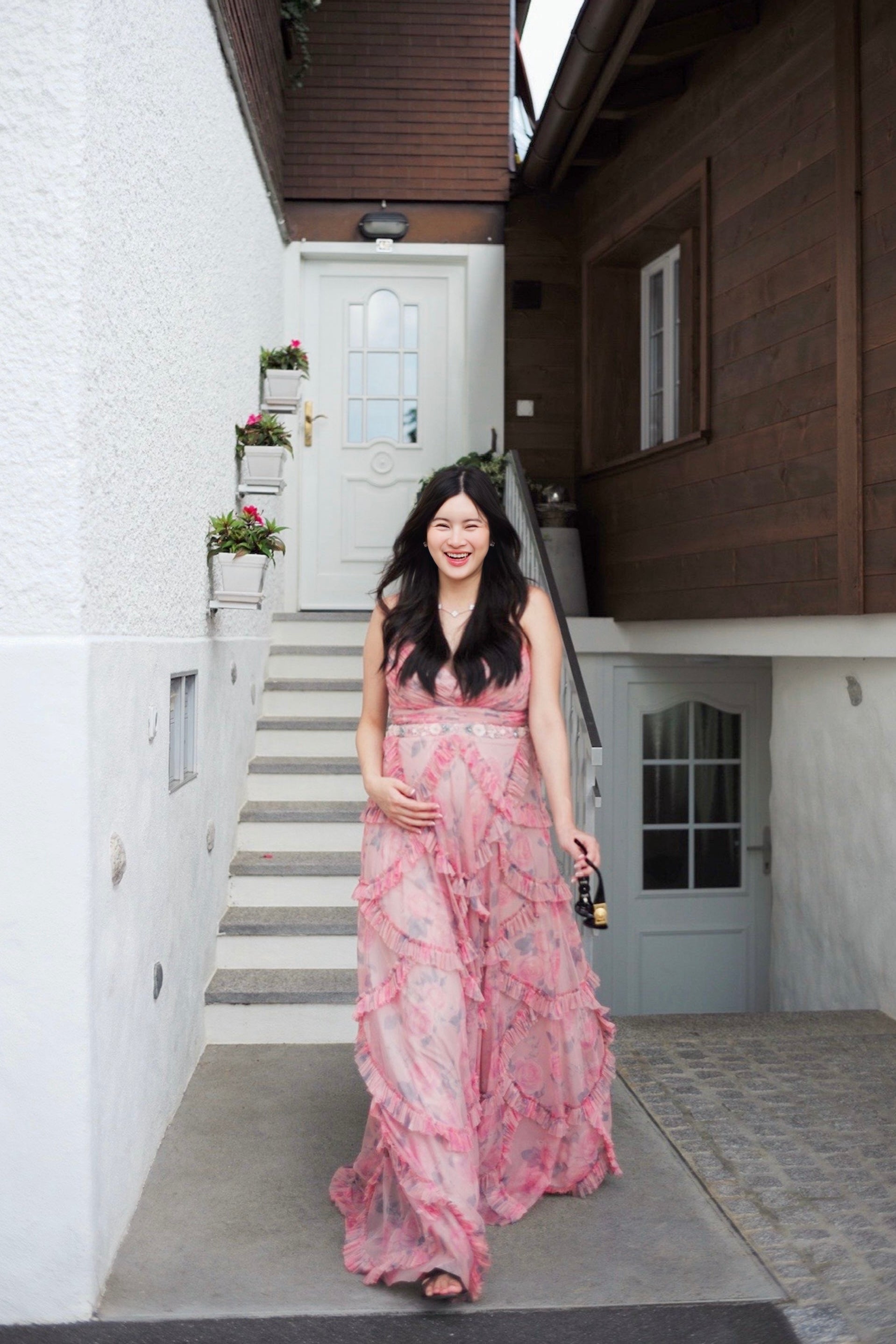 M22 Mac Duggal Limited Pink Ruffle Gown (L-XL)