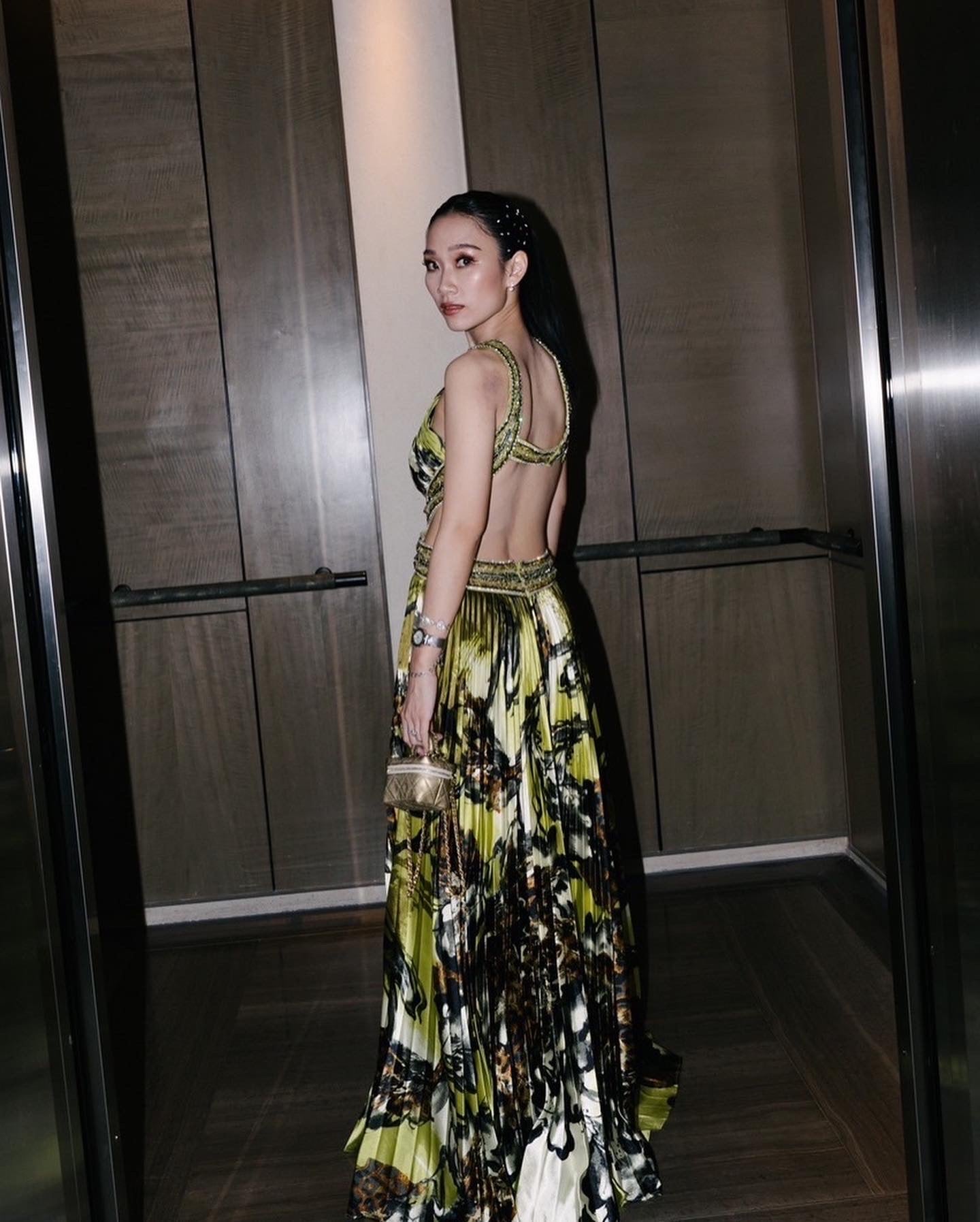 J01 Jovani Evening Gown (XS-S)