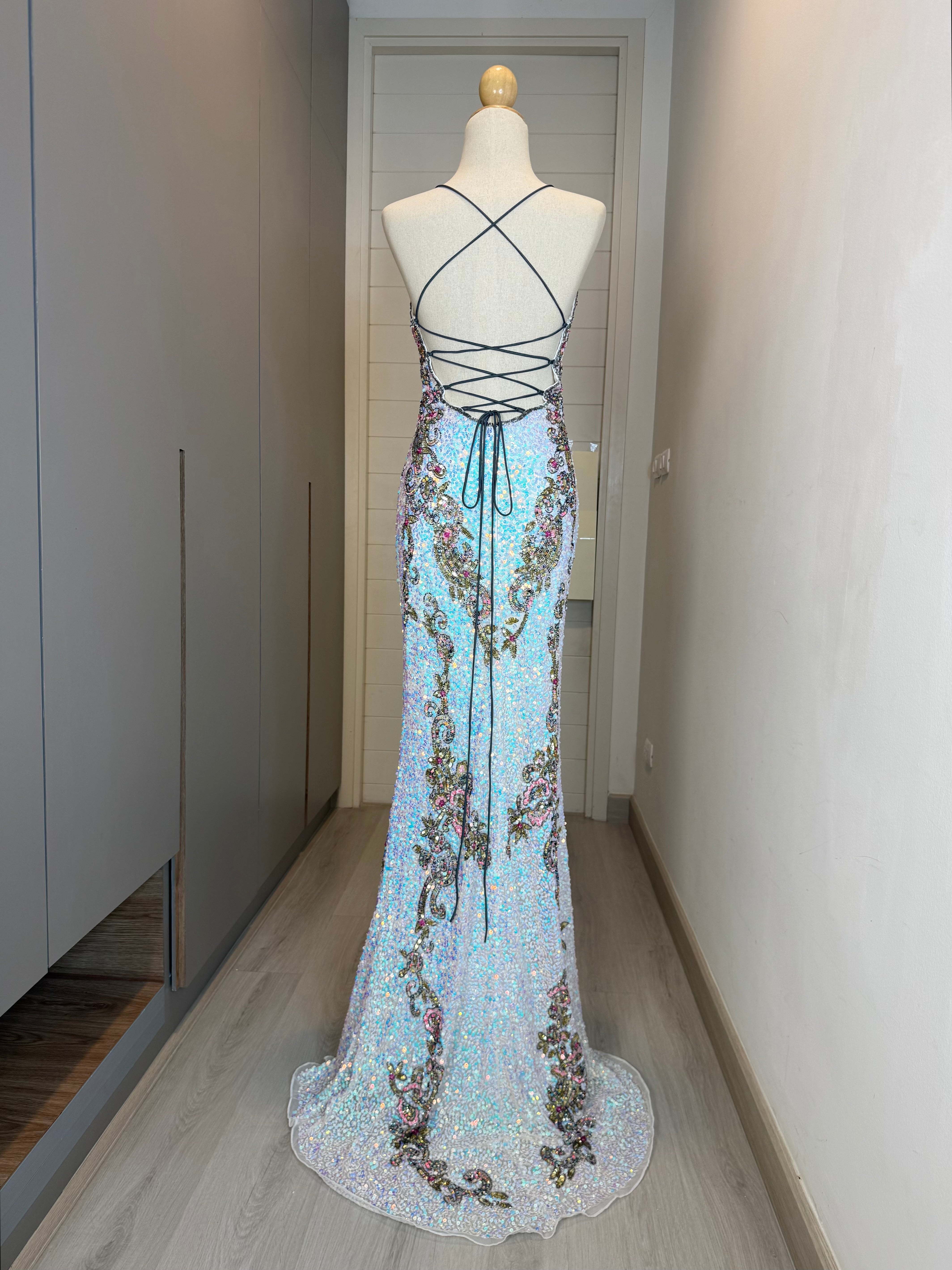 V246 Vintage-Style Primavera Iridescent Aqua Sequin Lace-Up Gown (XS-S) สายสานหลังปรับระดับได้