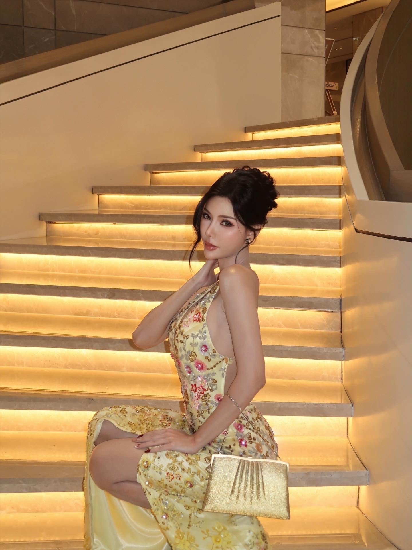V157 Primavera Yellow Bloom Gown (XS-M) (อก 30 อาจต้องเก็บสายขึ้น)
