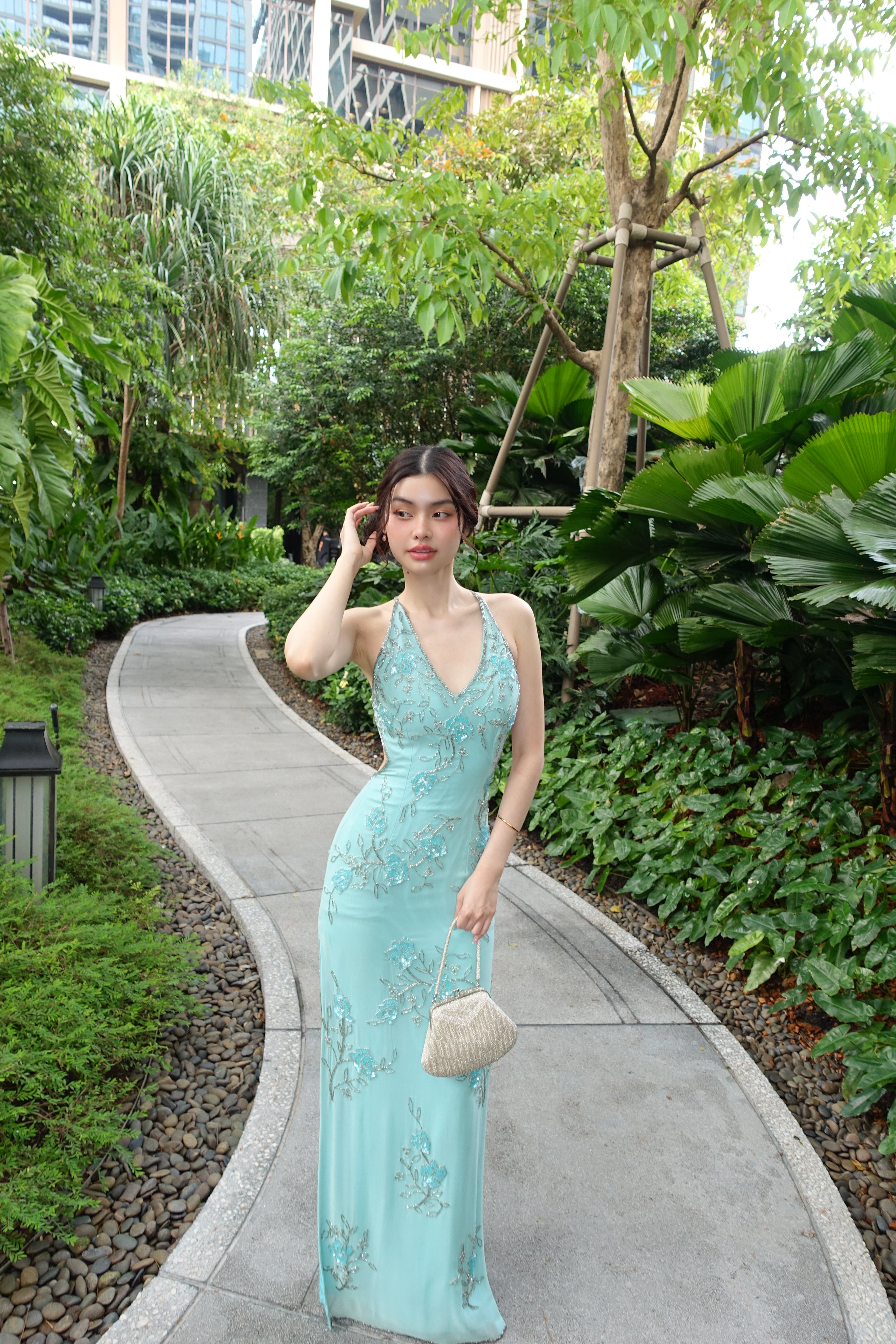 V08 Vintage David's Bridal Blue Evening Gown (XS)