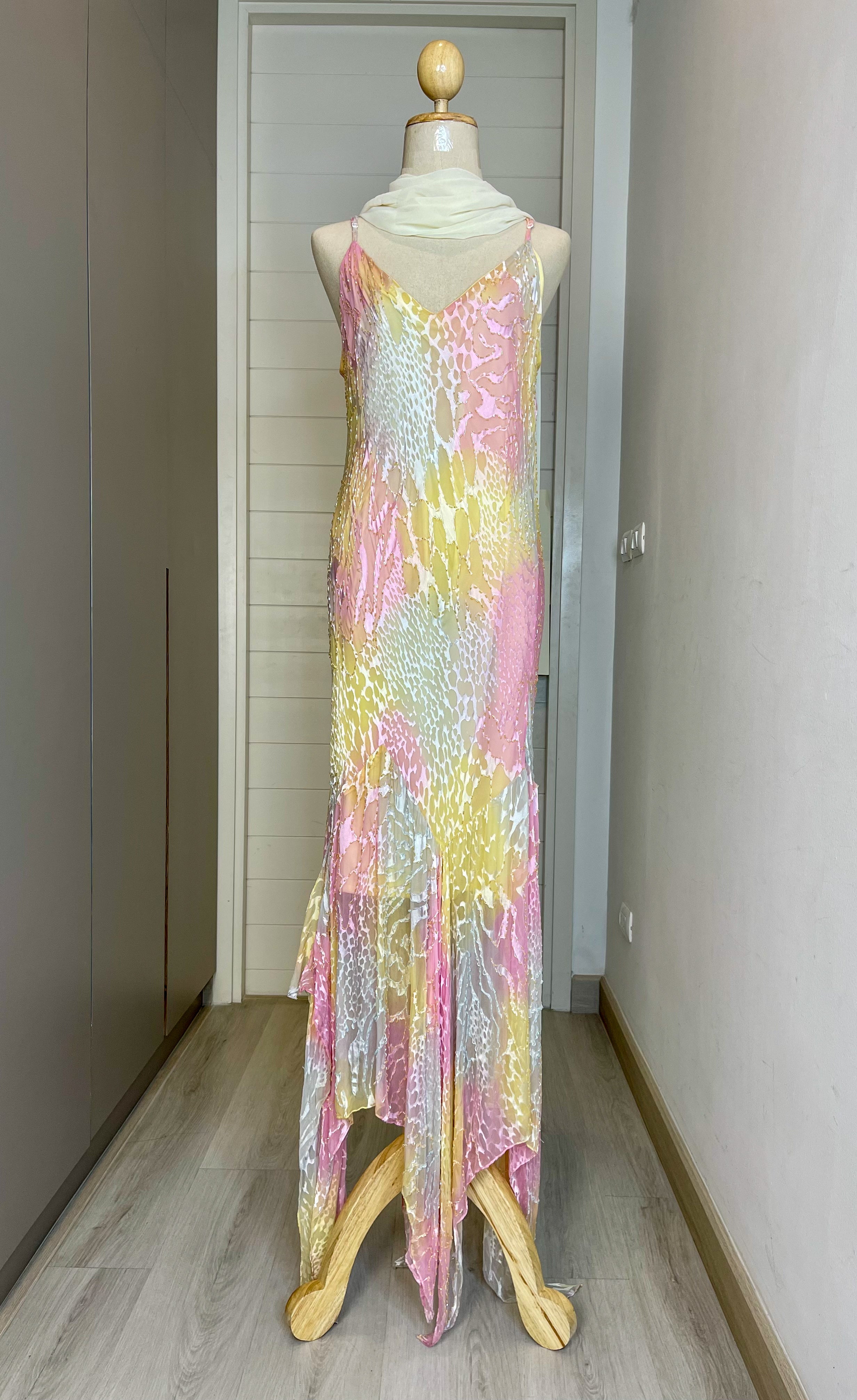 V05 Vintage Super Rare Pastel Evening Gown (L-XL) *ปิดการเช่าแล้ว
