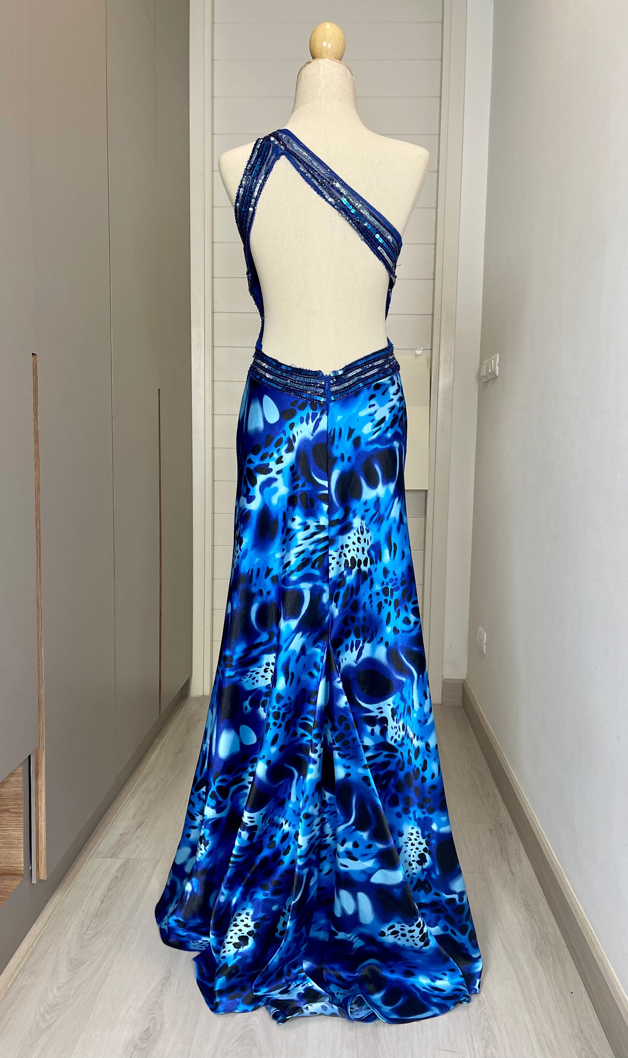 B03 Besty & Adam Blue Leopard Print Evening Gown (S-M)