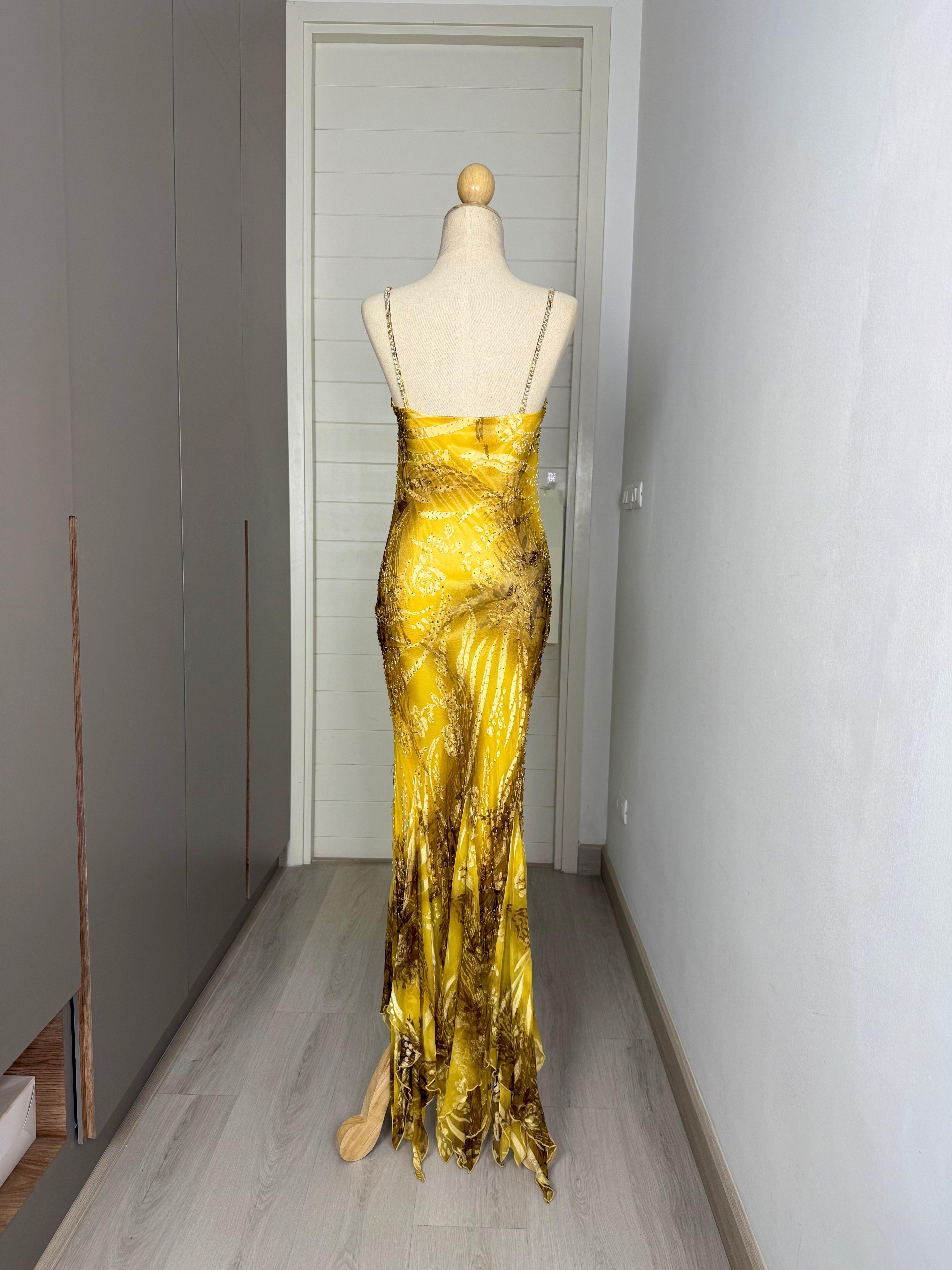 V87 Vintage Golden Elegance Gown (XS-S)