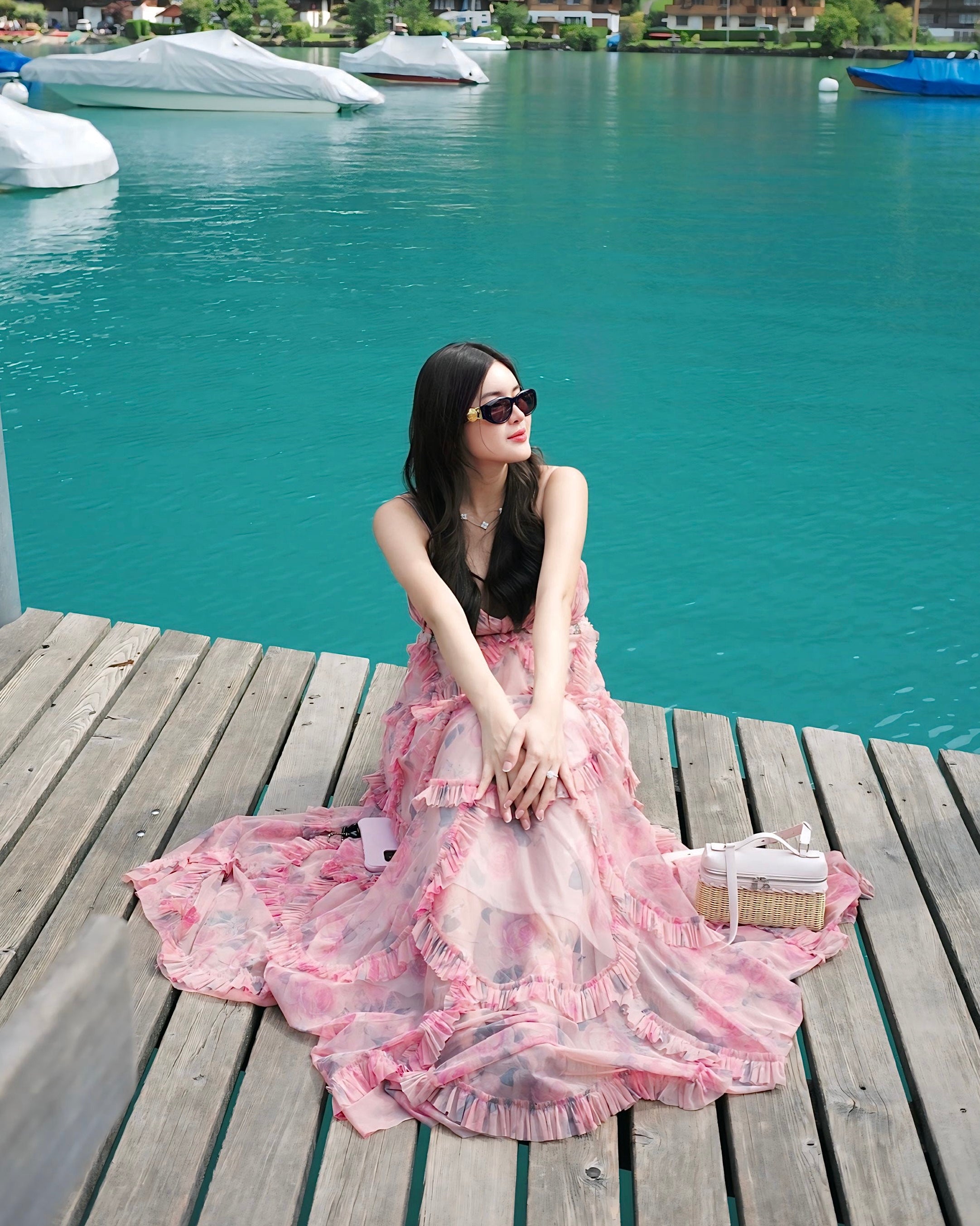 แพ็คเกจเช่าชุด 14-20 วัน -5,500 บาท