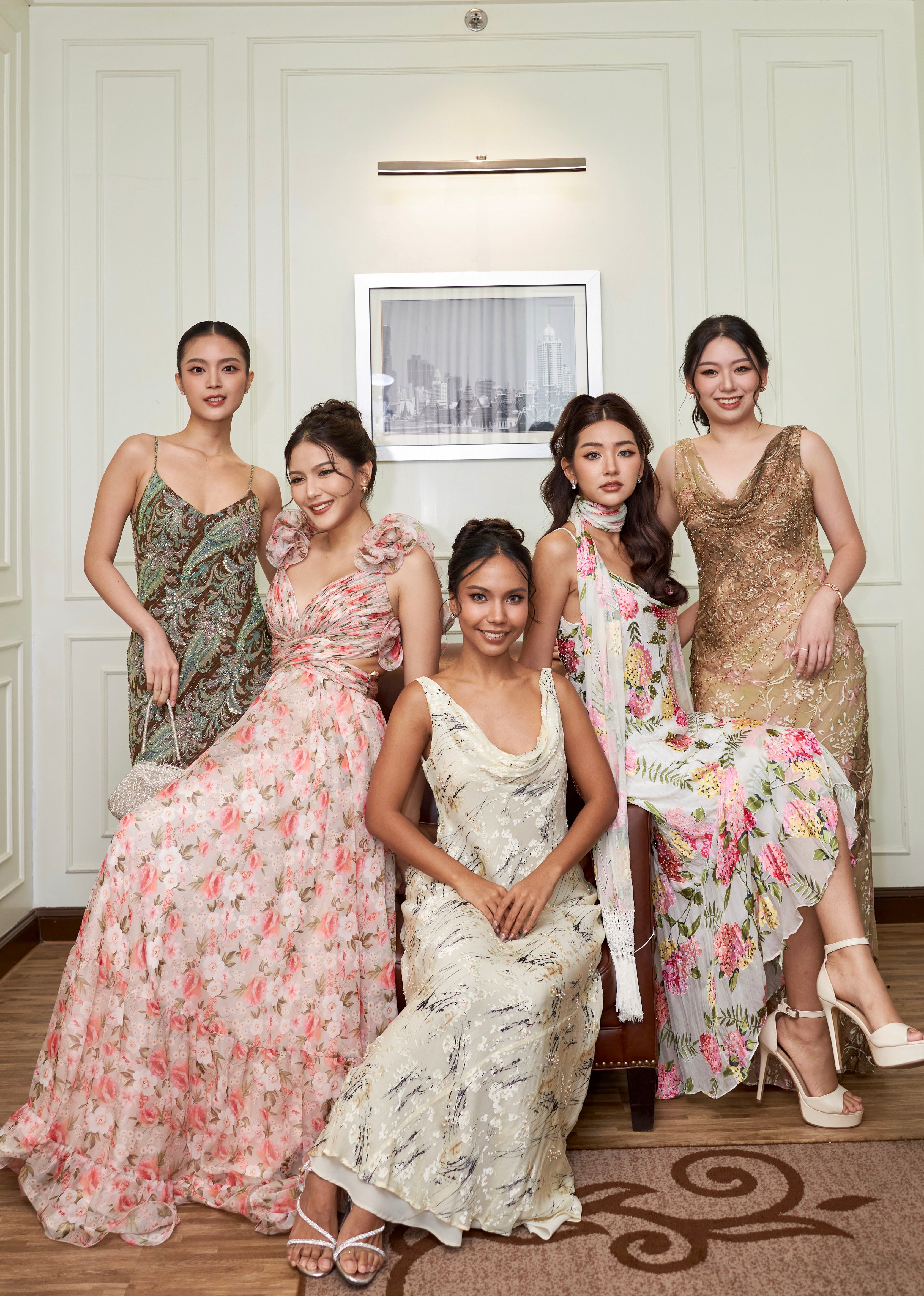 Bridesmaids package - 14,900 บาท (8 ชุด)