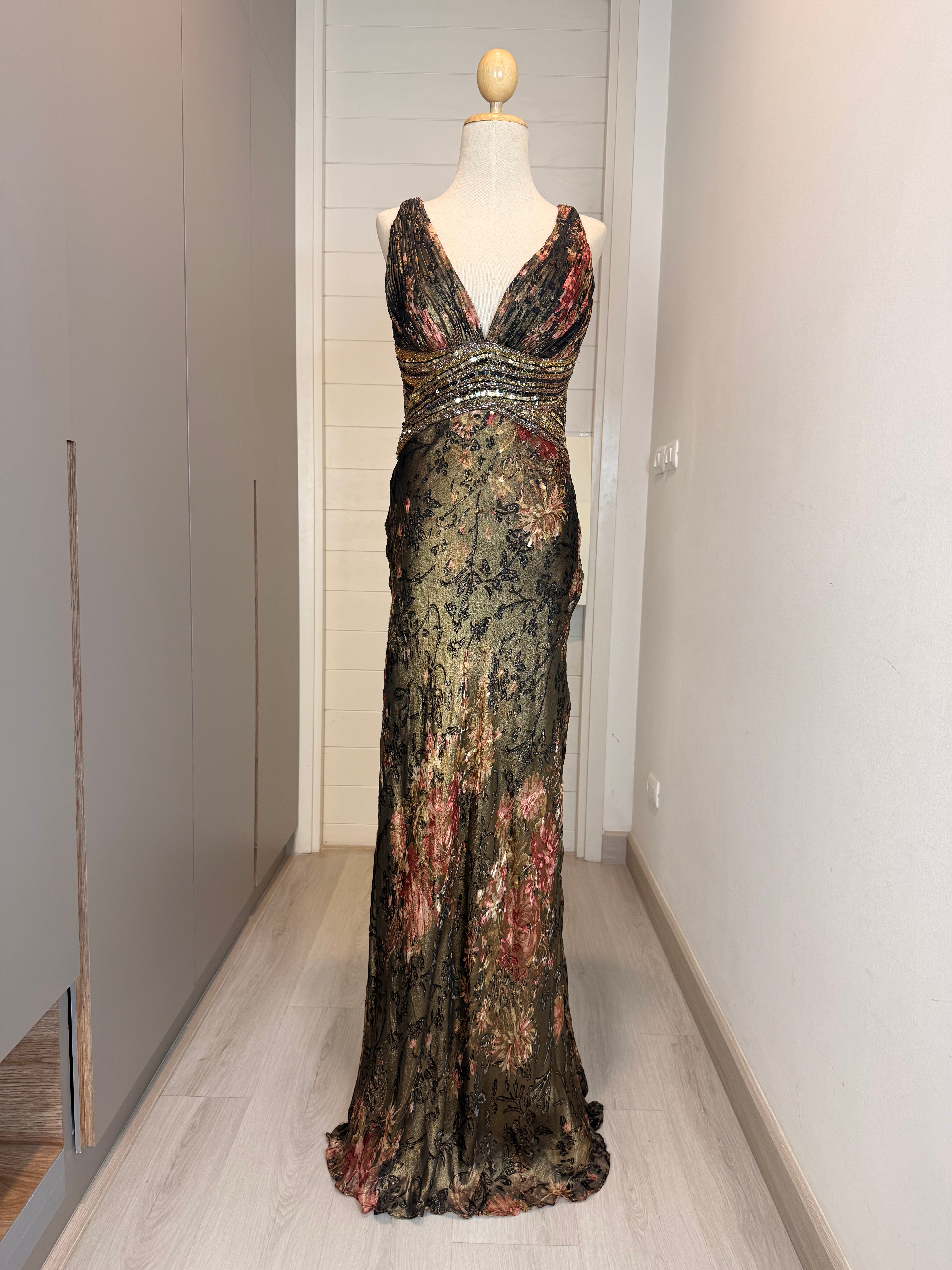 V283 Vintage Jovani Midnight Rose Beaded Gown (M)