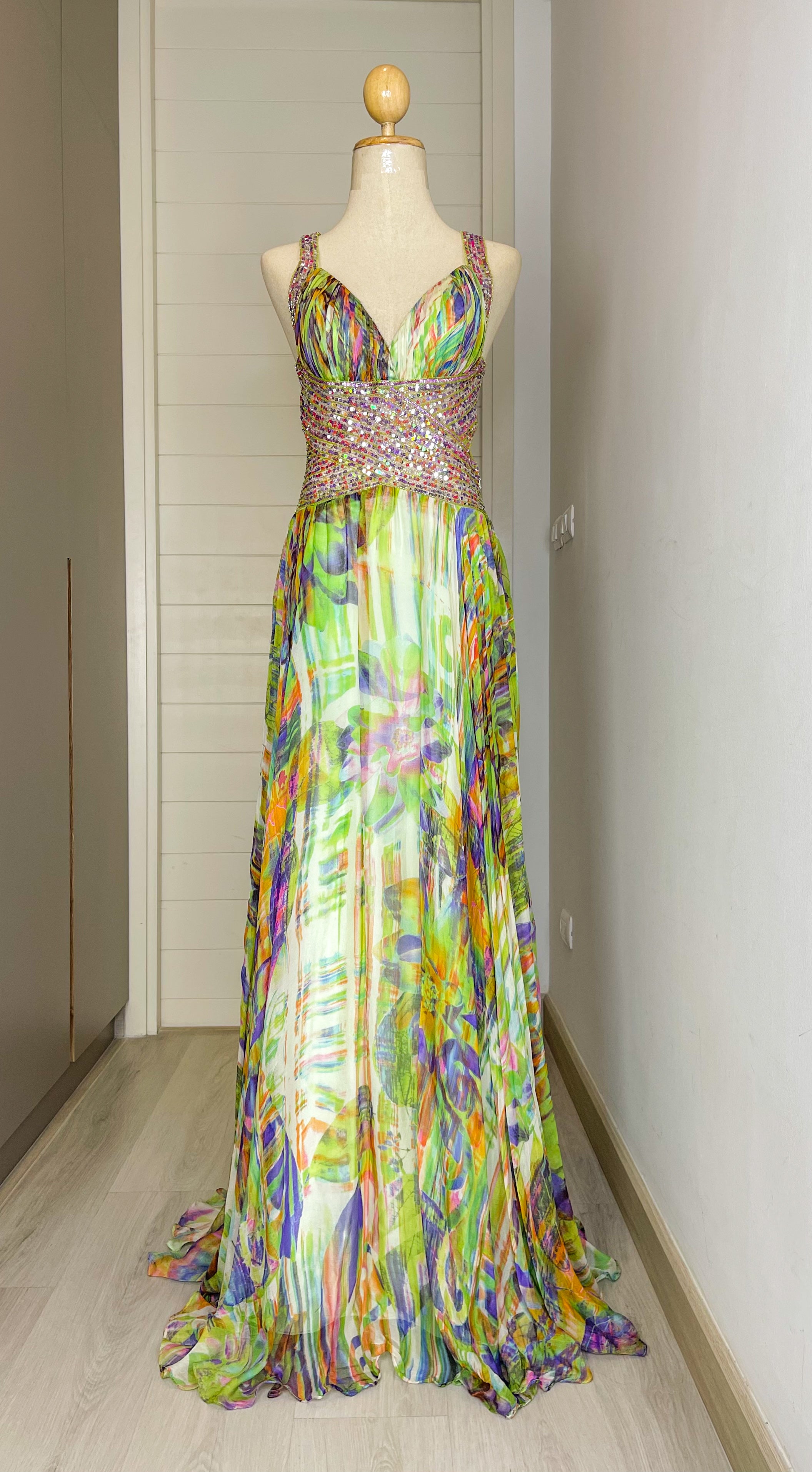 J02 Jovani Evening Gown (XS)