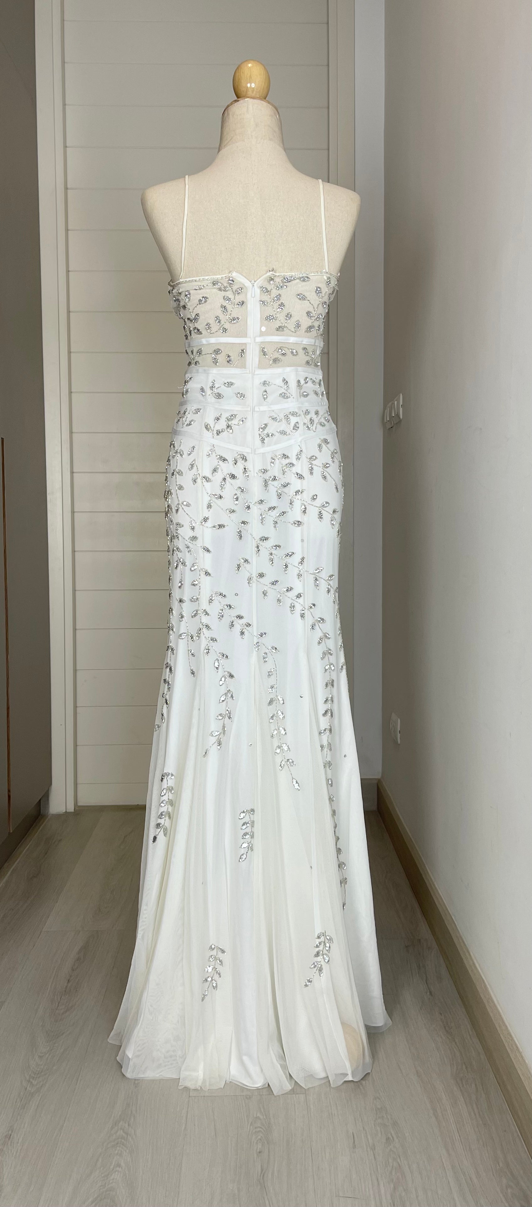 C10 Cache White Evening Gown (XS-S)